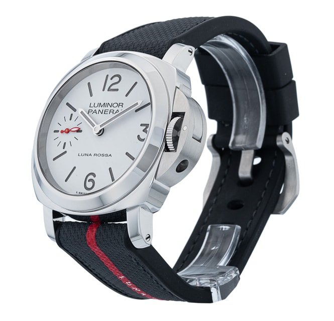 Panerai Luminor Luna Rossa PAM01342 Image 2